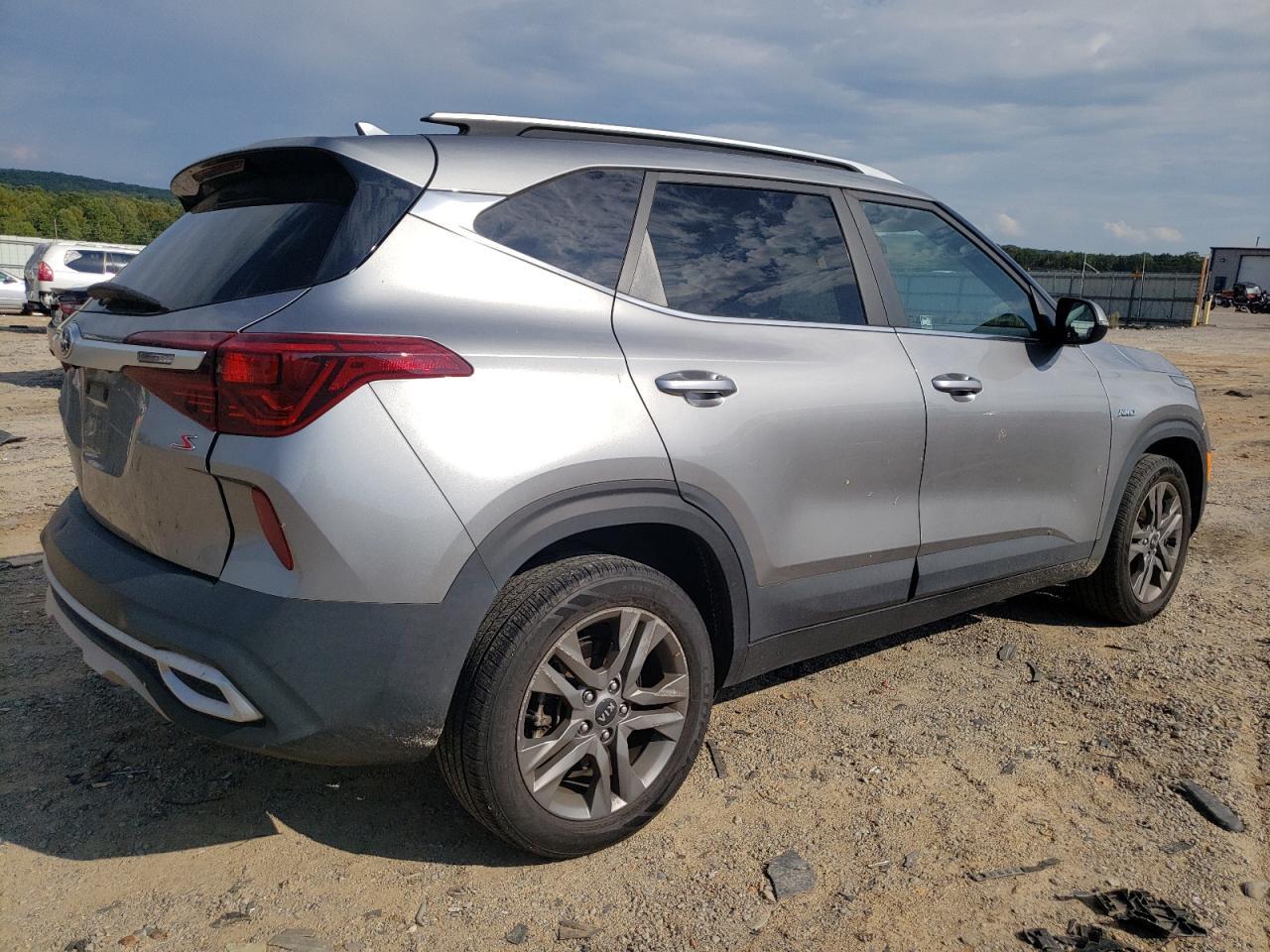 2021 Kia Seltos S - Фото 3