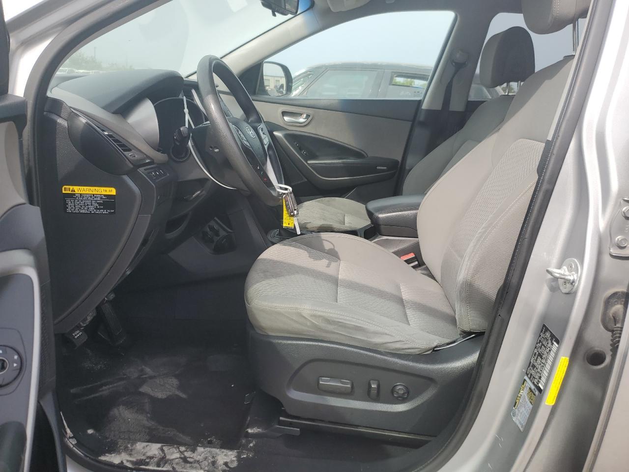 2015 Hyundai Santa Fe Gls - Image 7