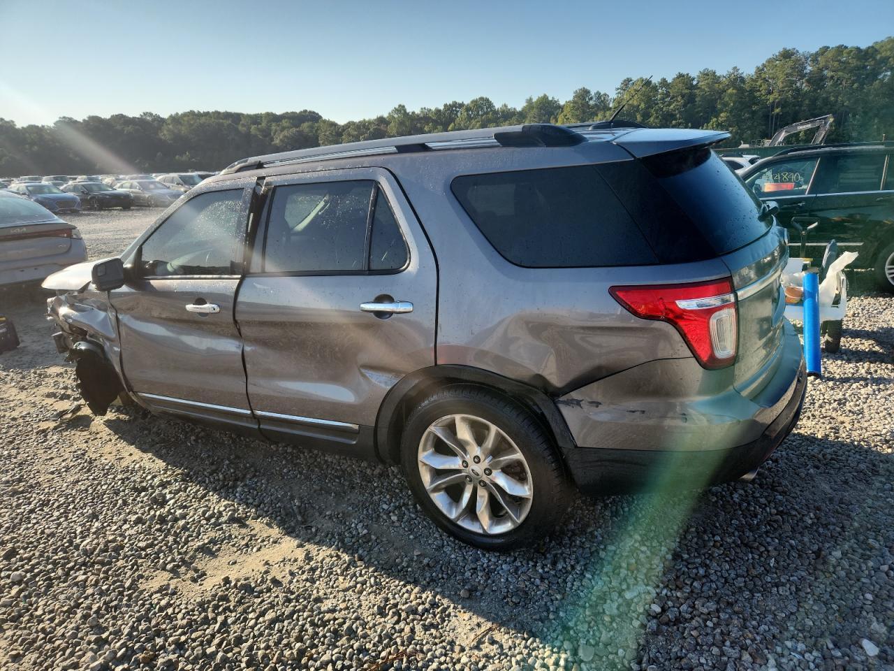 2013 Ford Explorer Xlt - Image 2