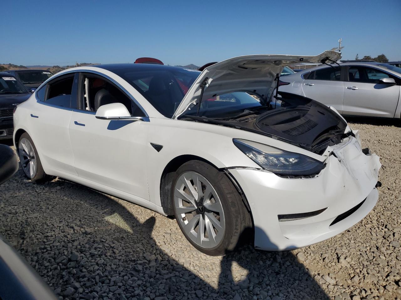 2020 Tesla Model 3 - Фото 4