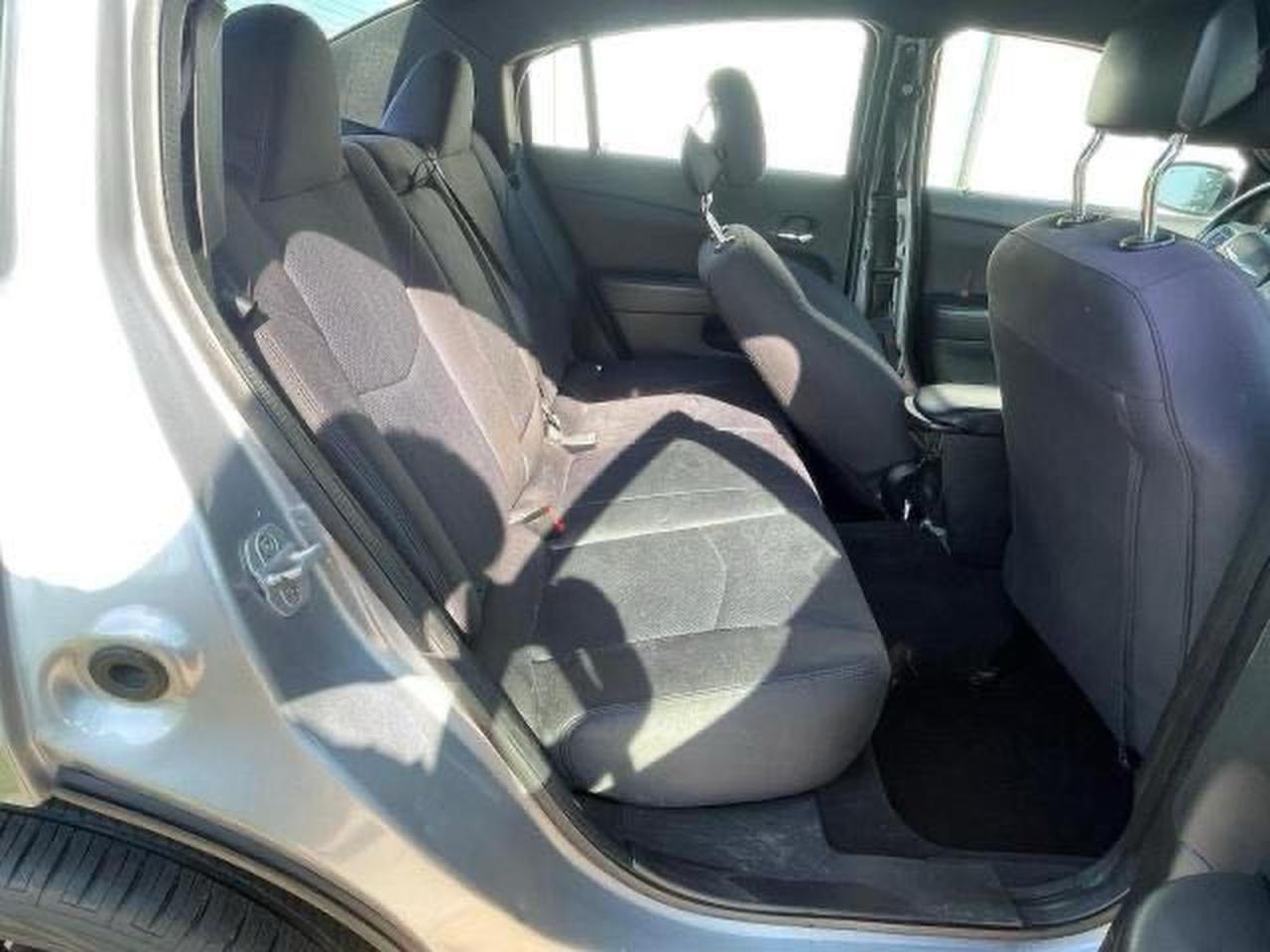 2013 Chrysler 200 Touring - Image 6