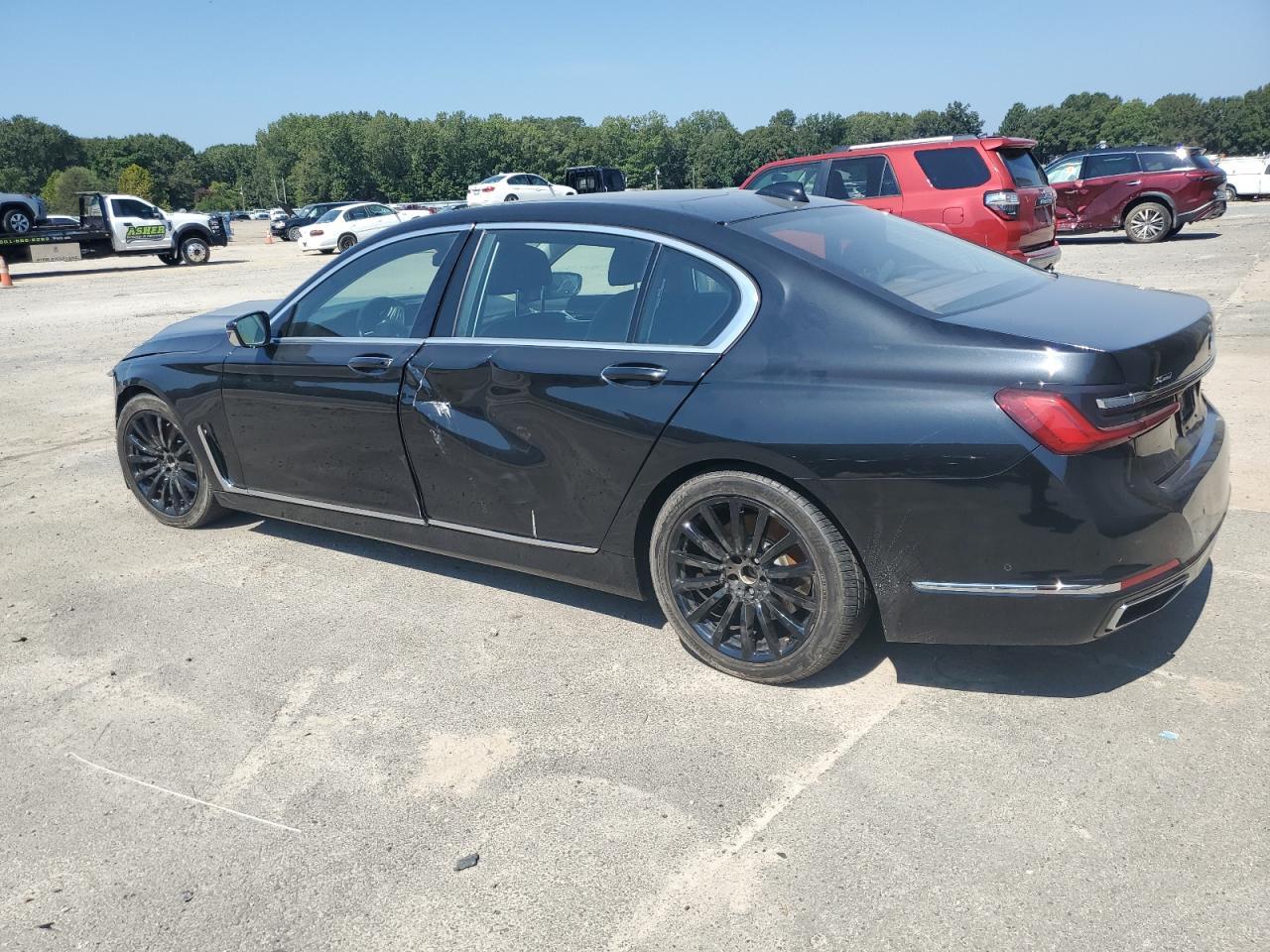 2022 BMW 740 Xi - Фото 2