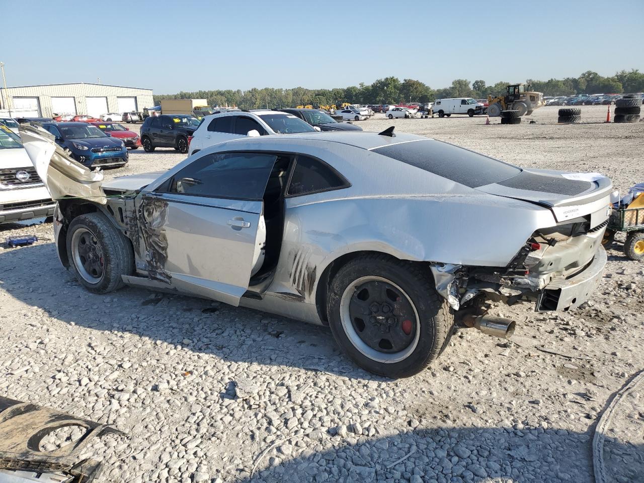 2013 Chevrolet Camaro Ls - Фото 2