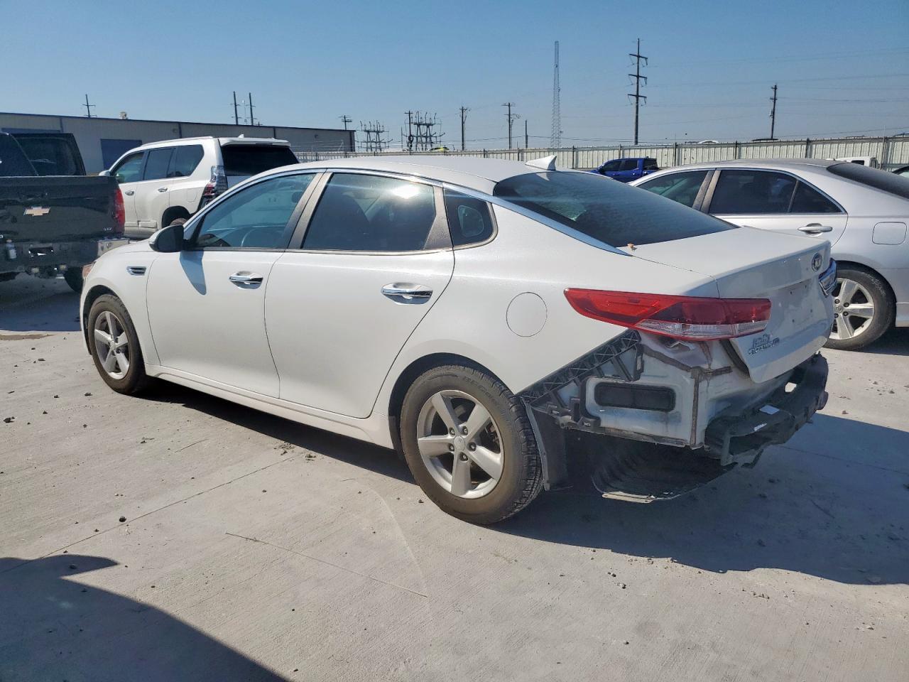 2017 Kia Optima Lx - Фото 2