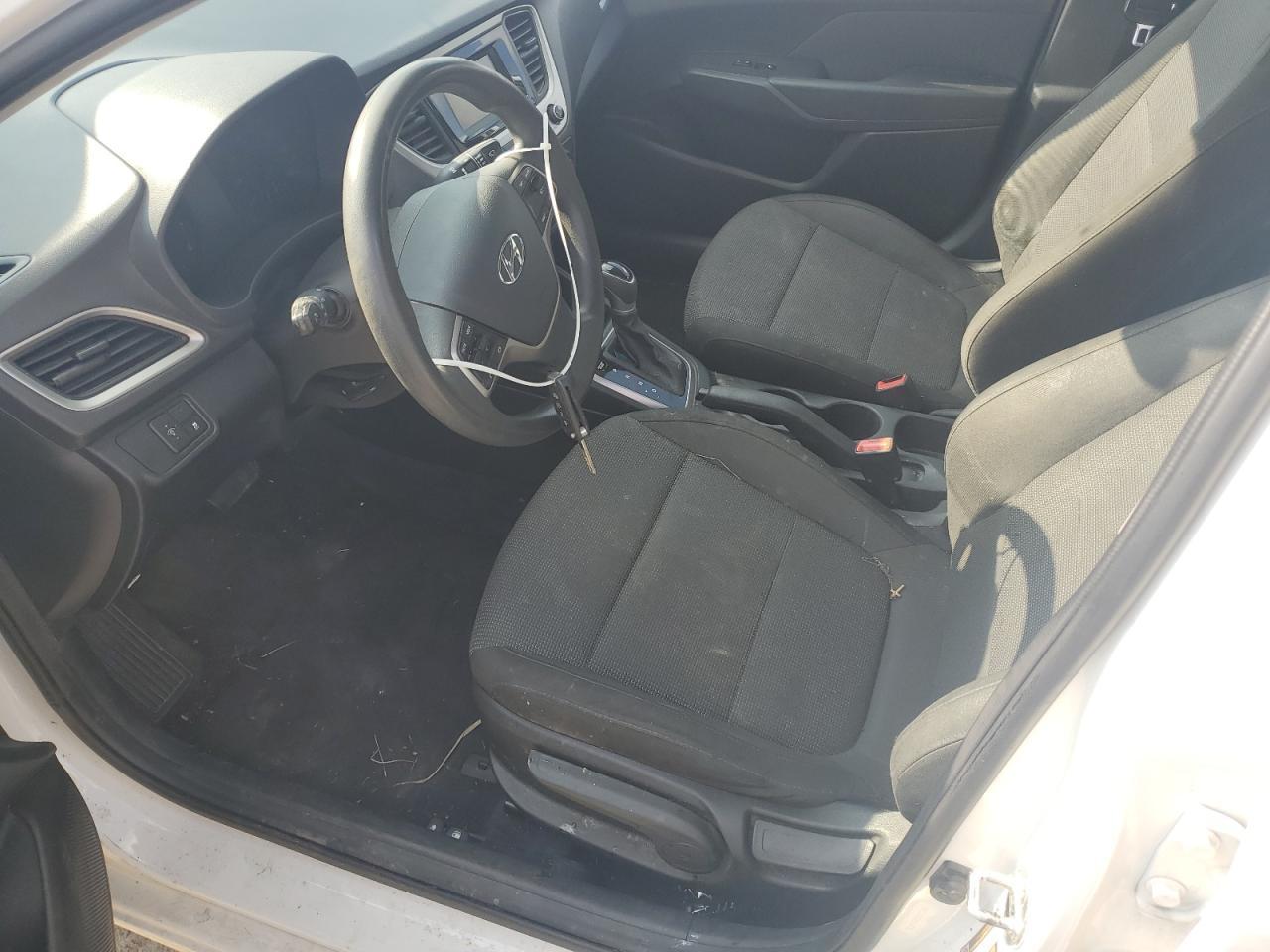 2019 Hyundai Accent Se - Фото 7