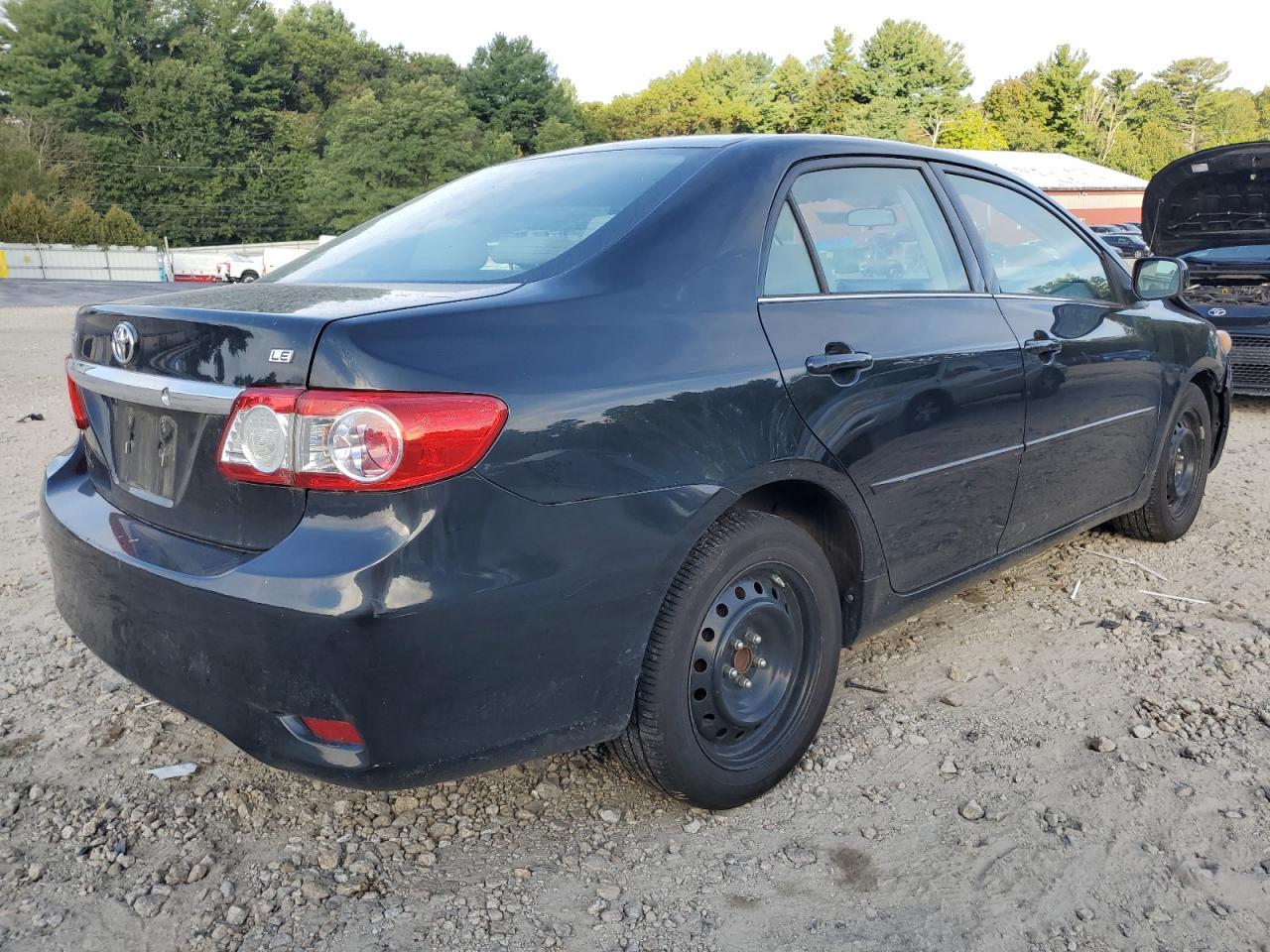 2013 Toyota Corolla Base - Фото 3