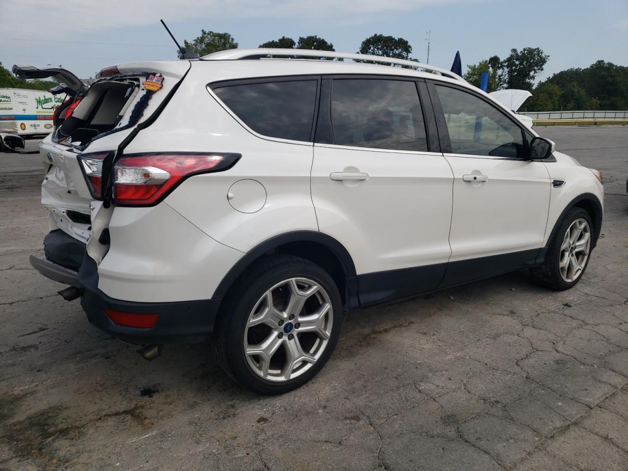 2018 Ford Escape Titanium - Image 3
