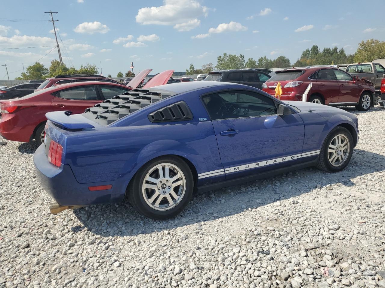 2005 Ford Mustang - Фото 3