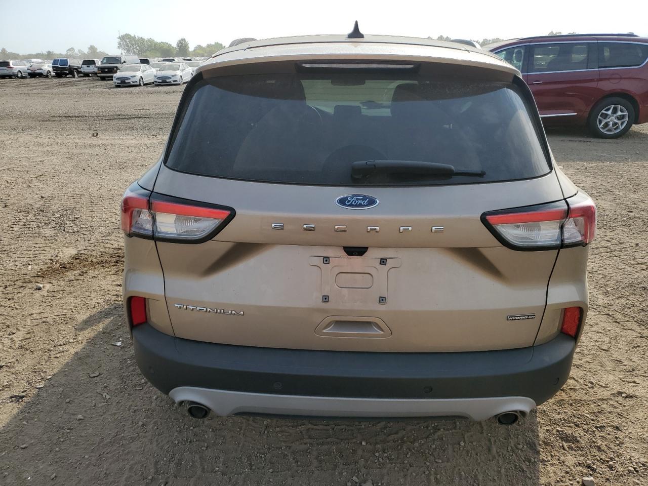 2020 Ford Escape Titanium - Image 6