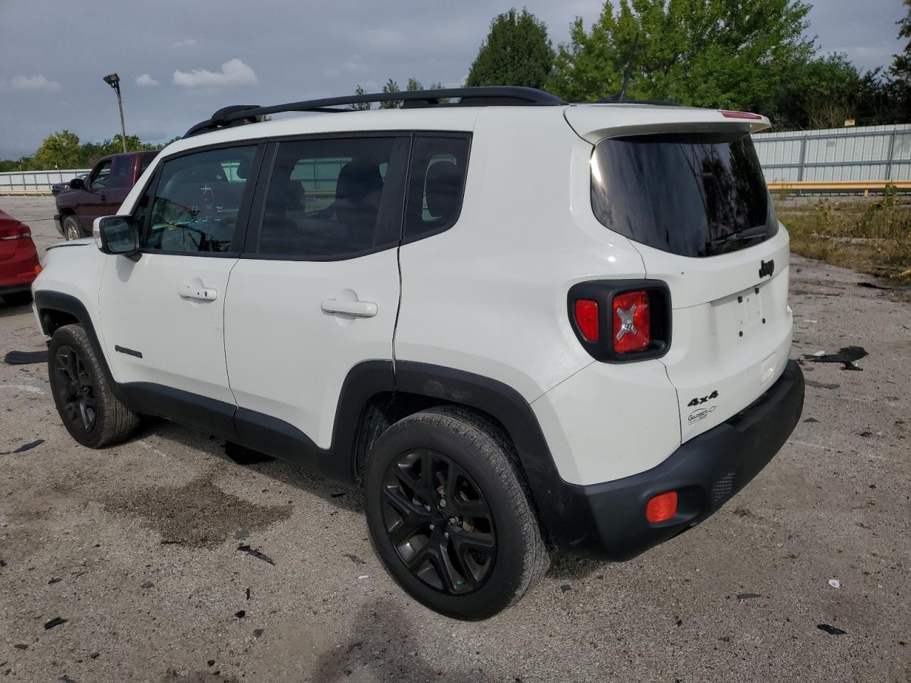 2018 Jeep Renegade Latitude - Image 2