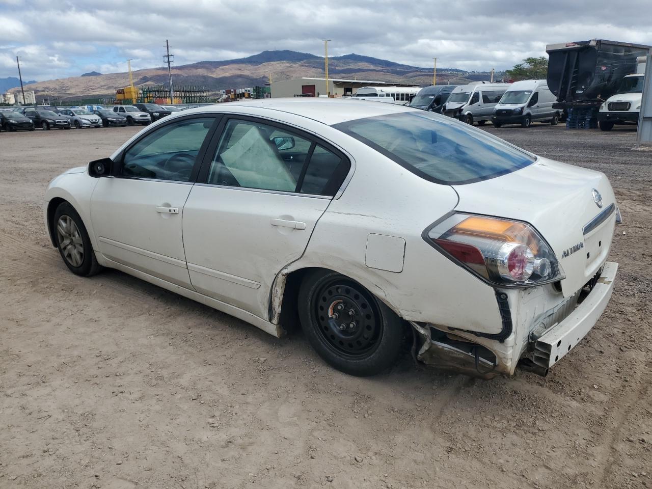 2009 Nissan Altima 2.5 - Image 2