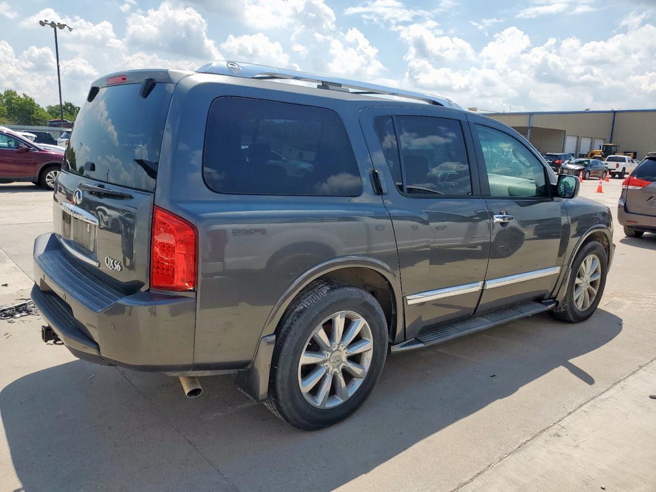 2010 Infiniti Qx56 - Фото 3