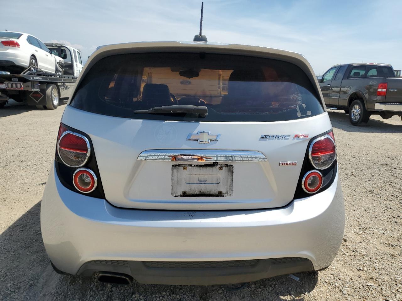 2015 Chevrolet Sonic Rs - Фото 6