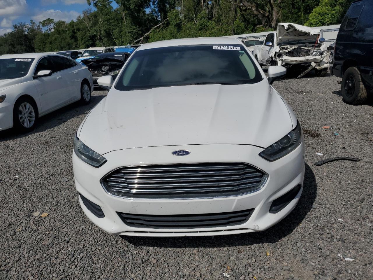 2016 Ford Fusion S - Фото 5