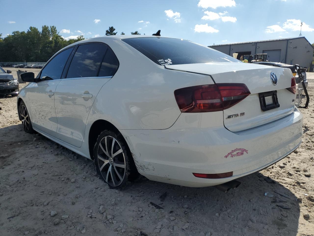 2018 Volkswagen Jetta Se - Фото 2