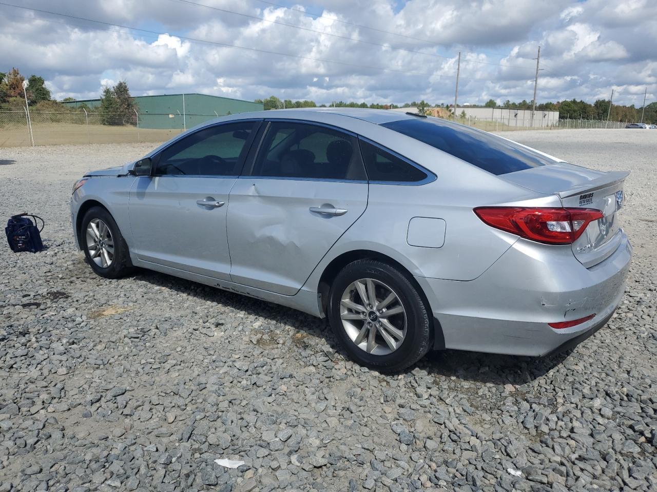 2015 Hyundai Sonata Se - Фото 2