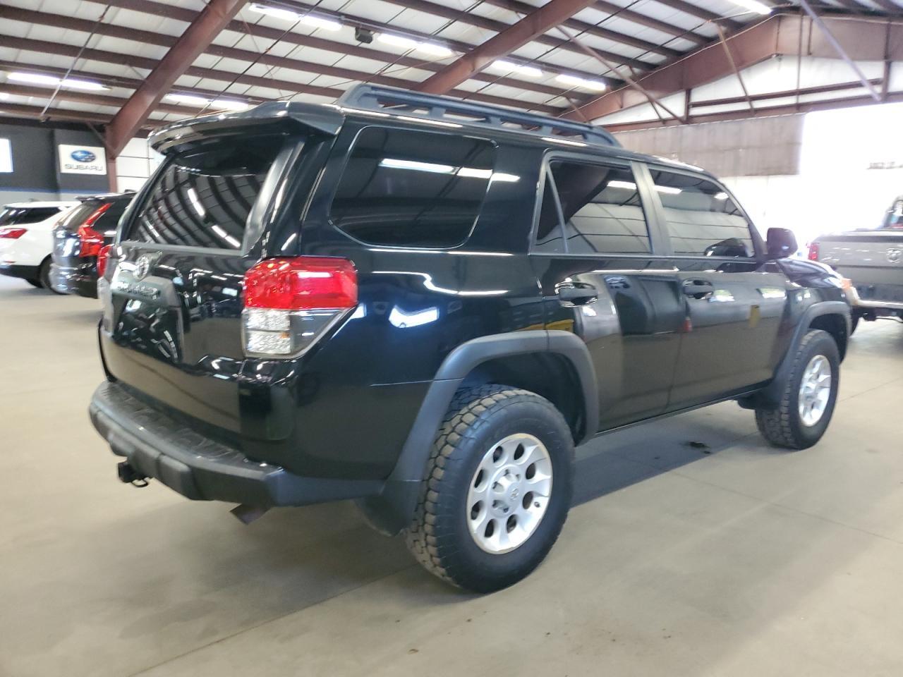 2013 Toyota 4Runner Sr5 - Image 3