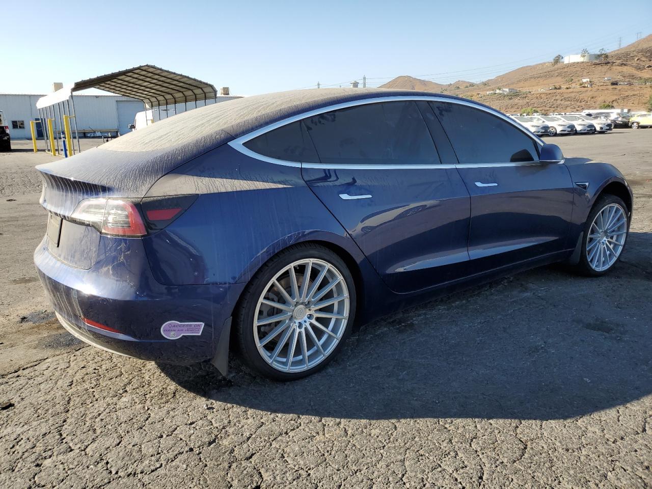 2019 Tesla Model 3 - Фото 3