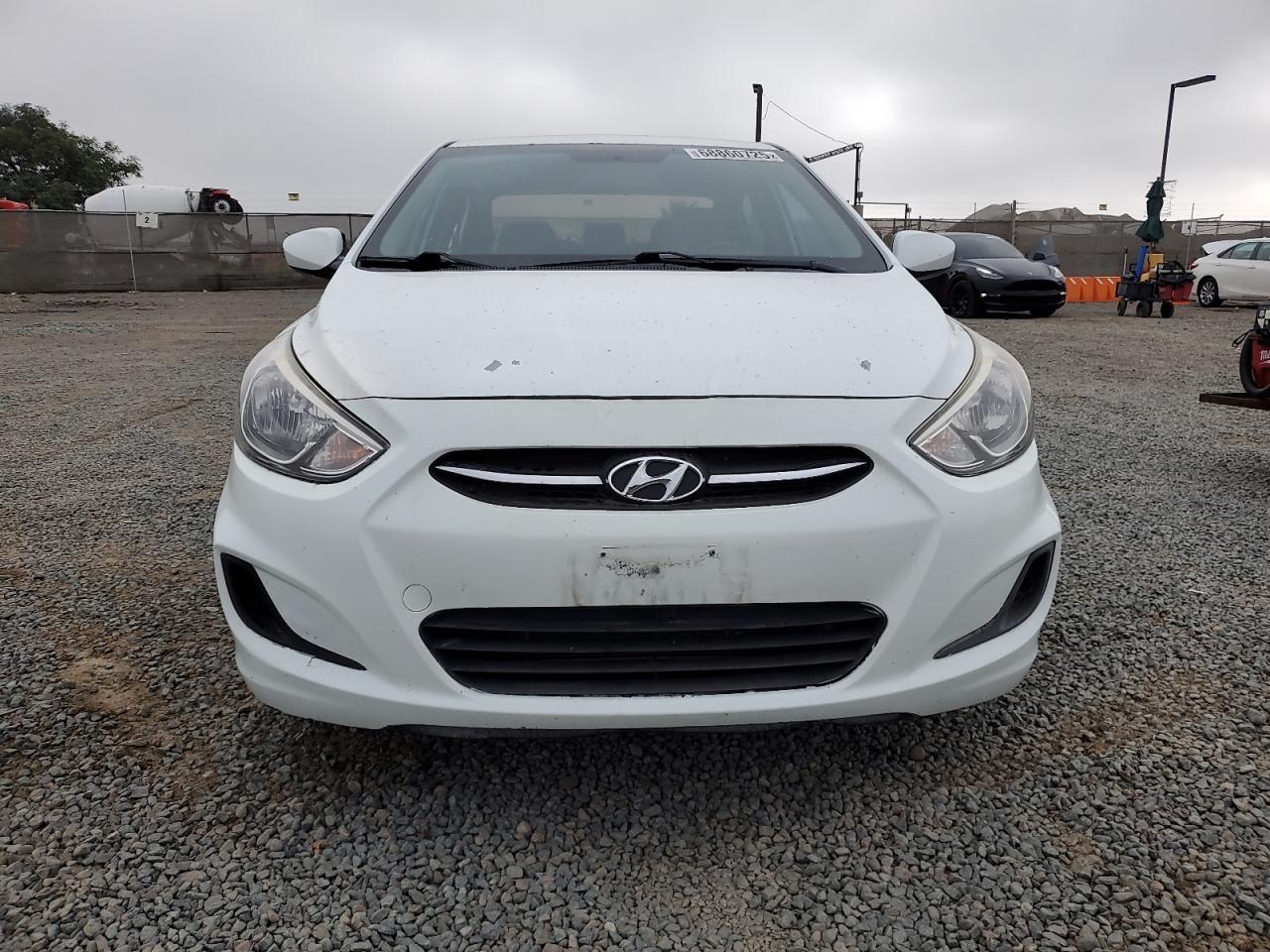 2015 Hyundai Accent Gls - Image 5