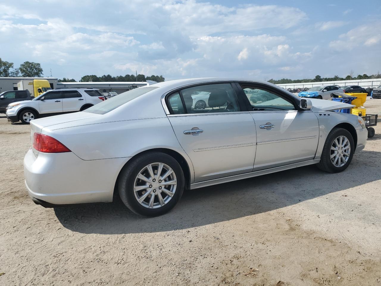 2010 Buick Lucerne Cxl - Фото 3