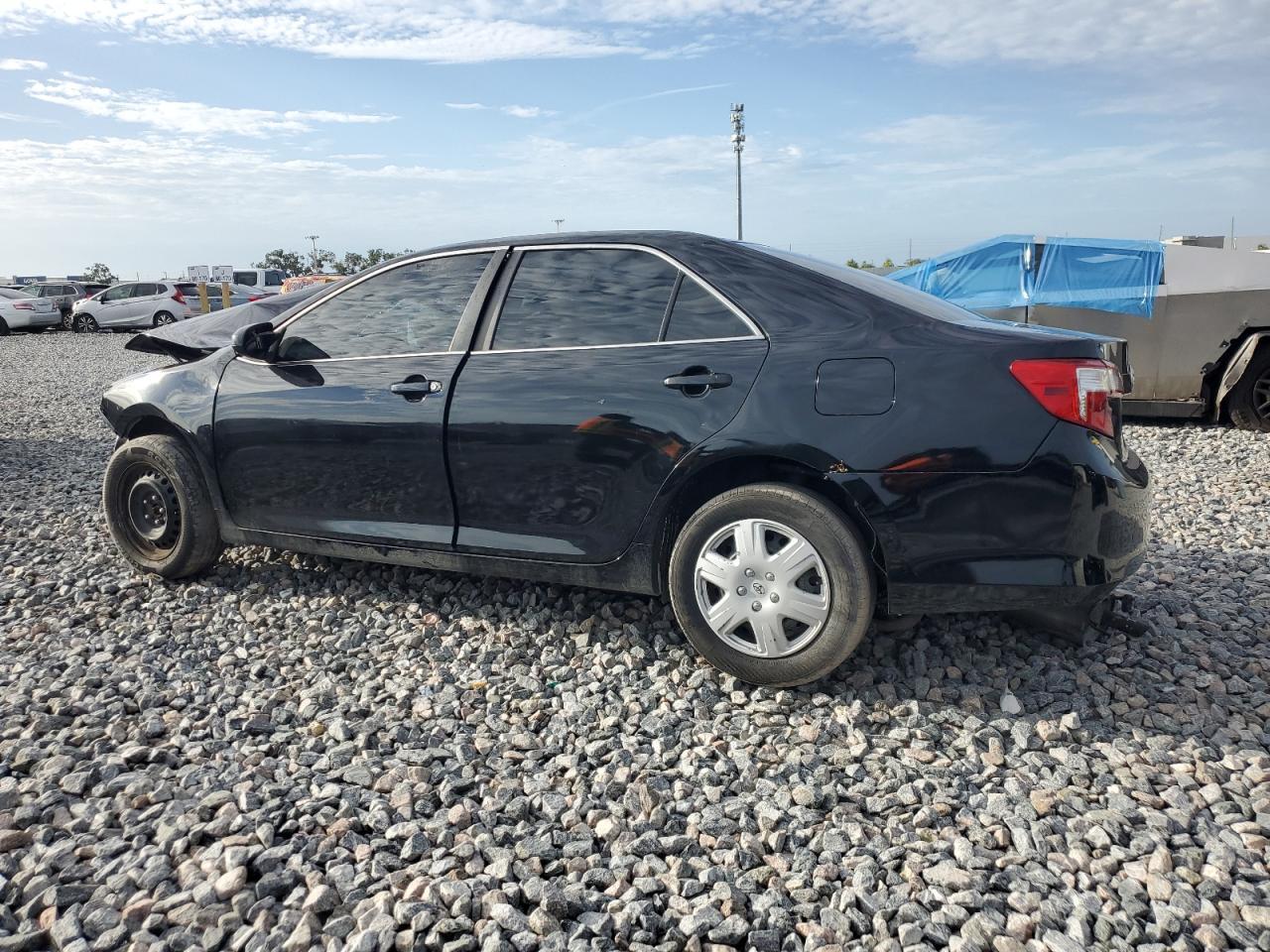 2014 Toyota Camry L - Image 2