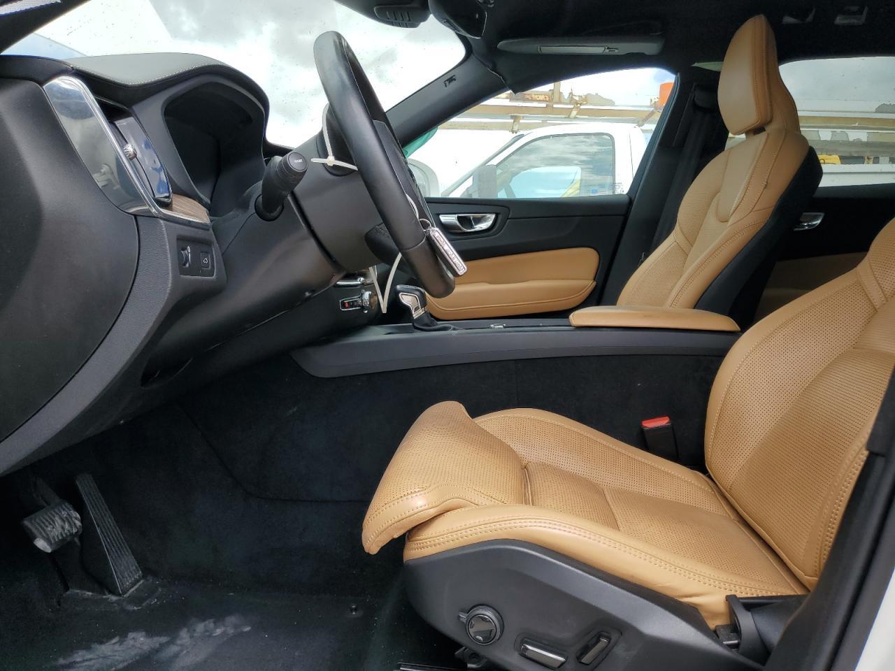 2021 Volvo Xc60 T5 Inscription - Фото 7