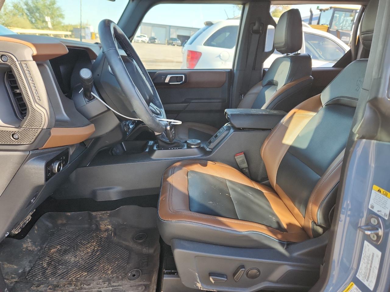 2024 Ford Bronco Outer Banks - Фото 7