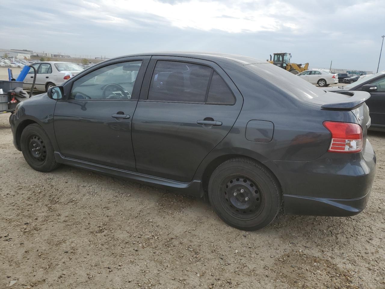 2008 Toyota Yaris - Image 2