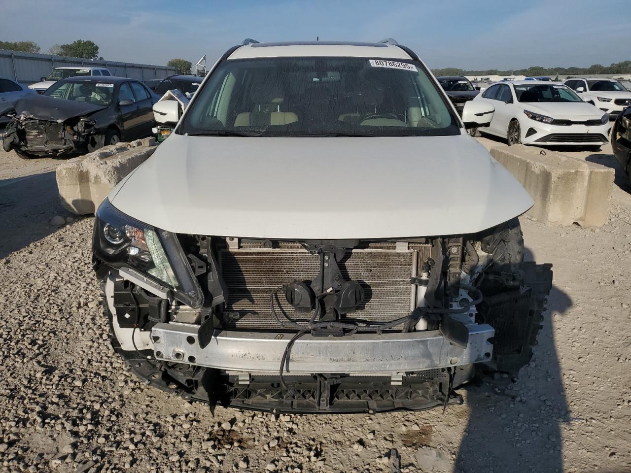 2017 Nissan Pathfinder S - Фото 5