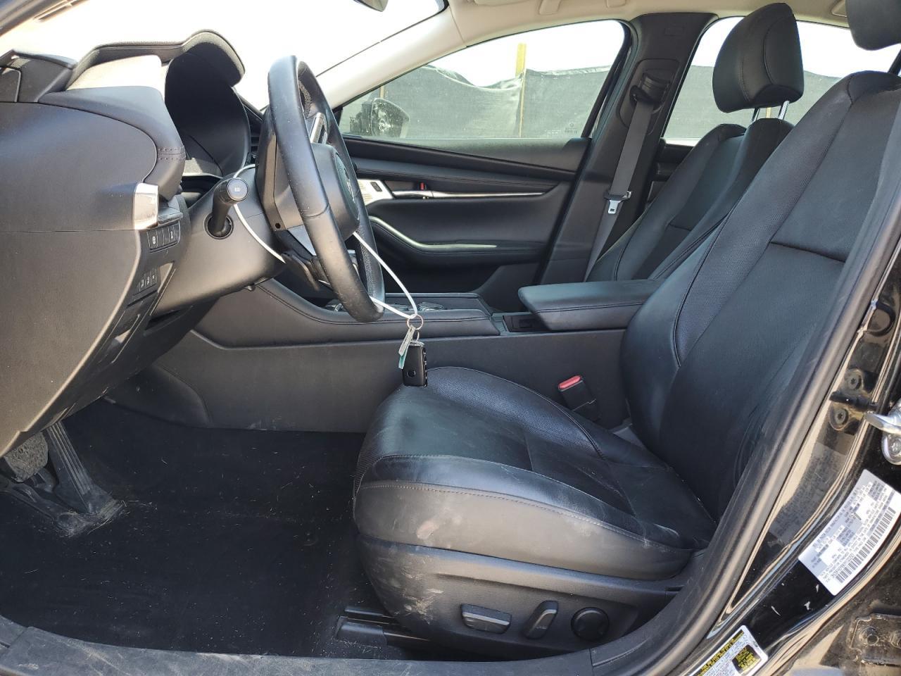 2019 Mazda 3 Premium - Фото 7