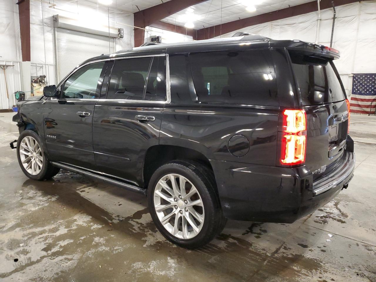 2019 Chevrolet Tahoe K1500 Premier - Фото 2