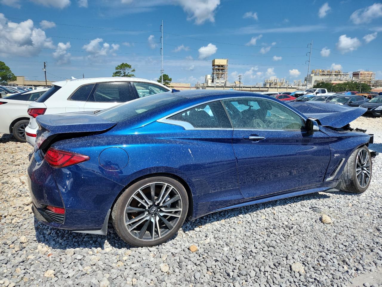 2018 Infiniti Q60 Luxe 300 - Фото 3