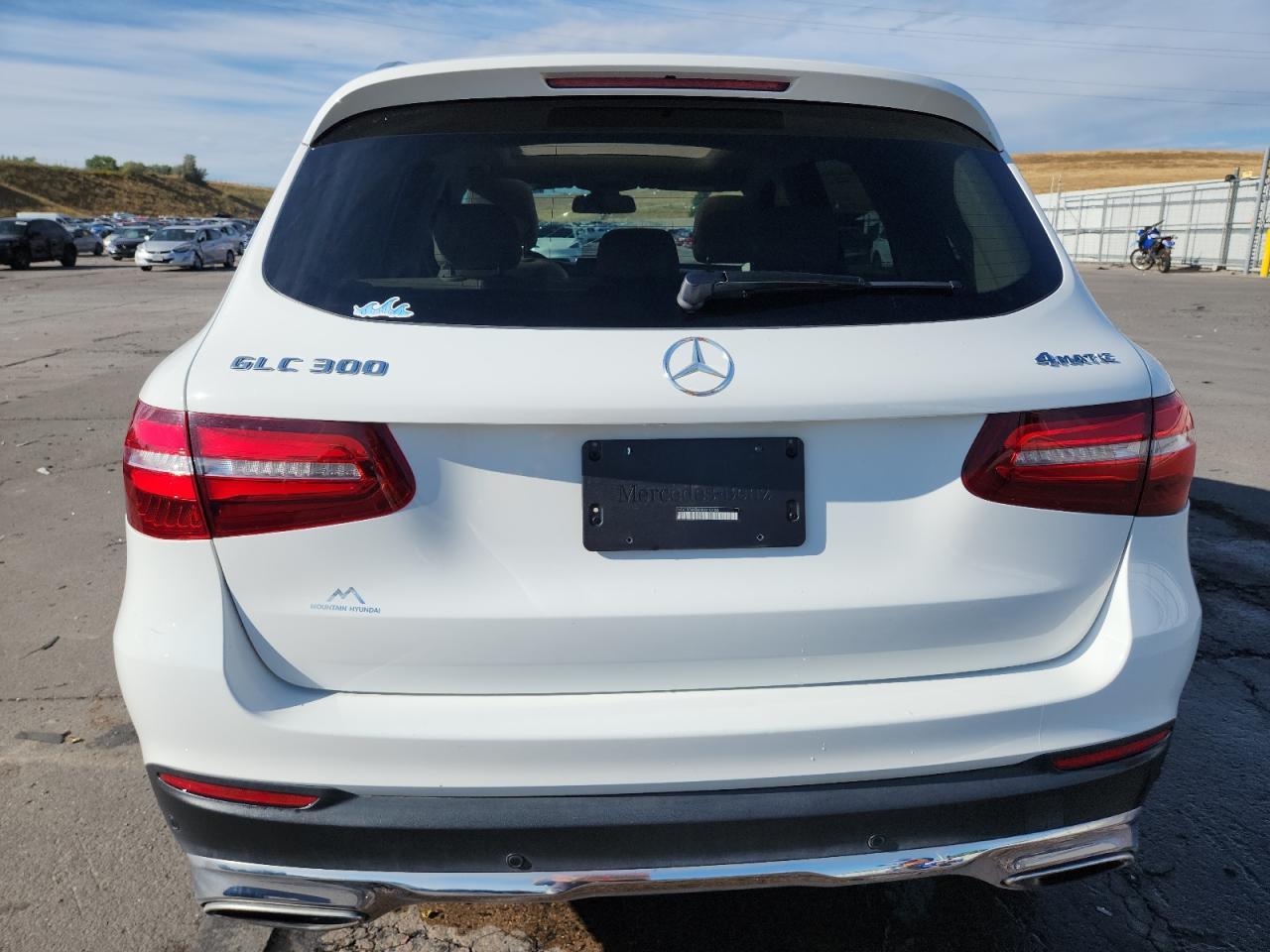 2017 Mercedes-Benz Glc 300 4Matic - Фото 6