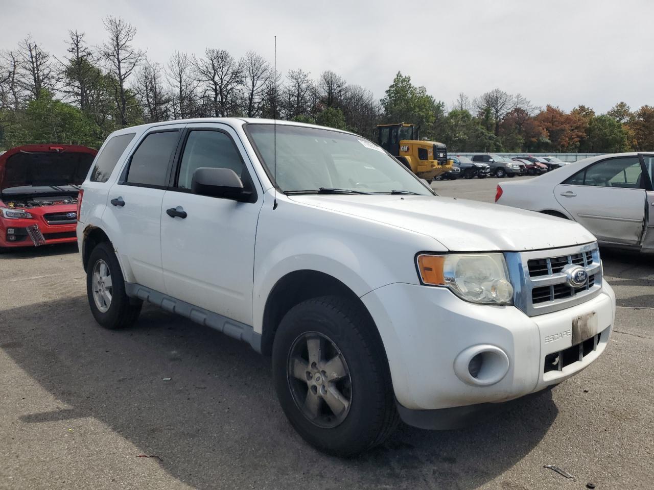 2011 Ford Escape Xls - Image 4