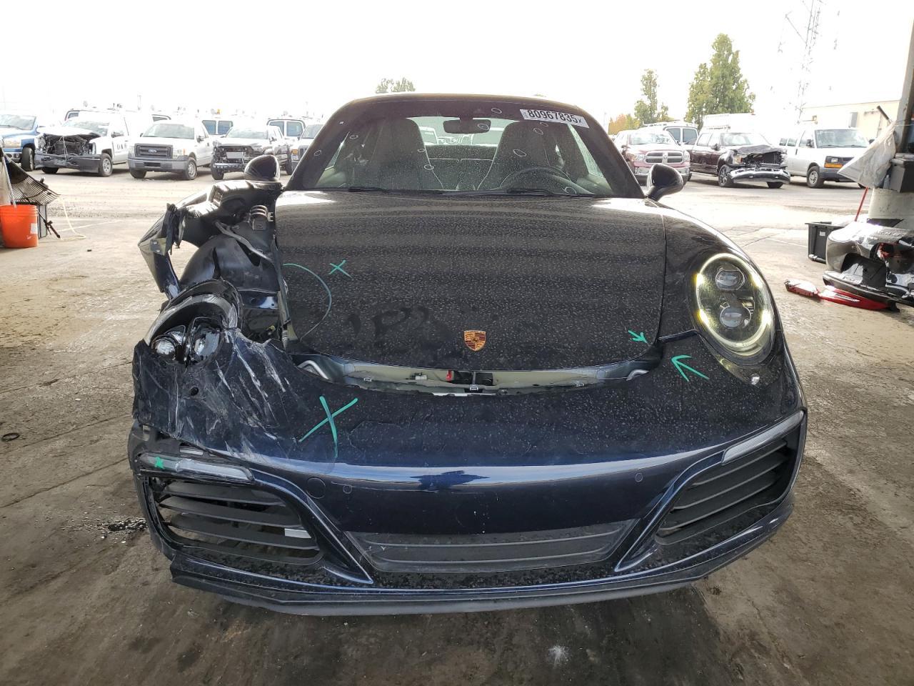 2017 Porsche 911 Carrera - Image 5