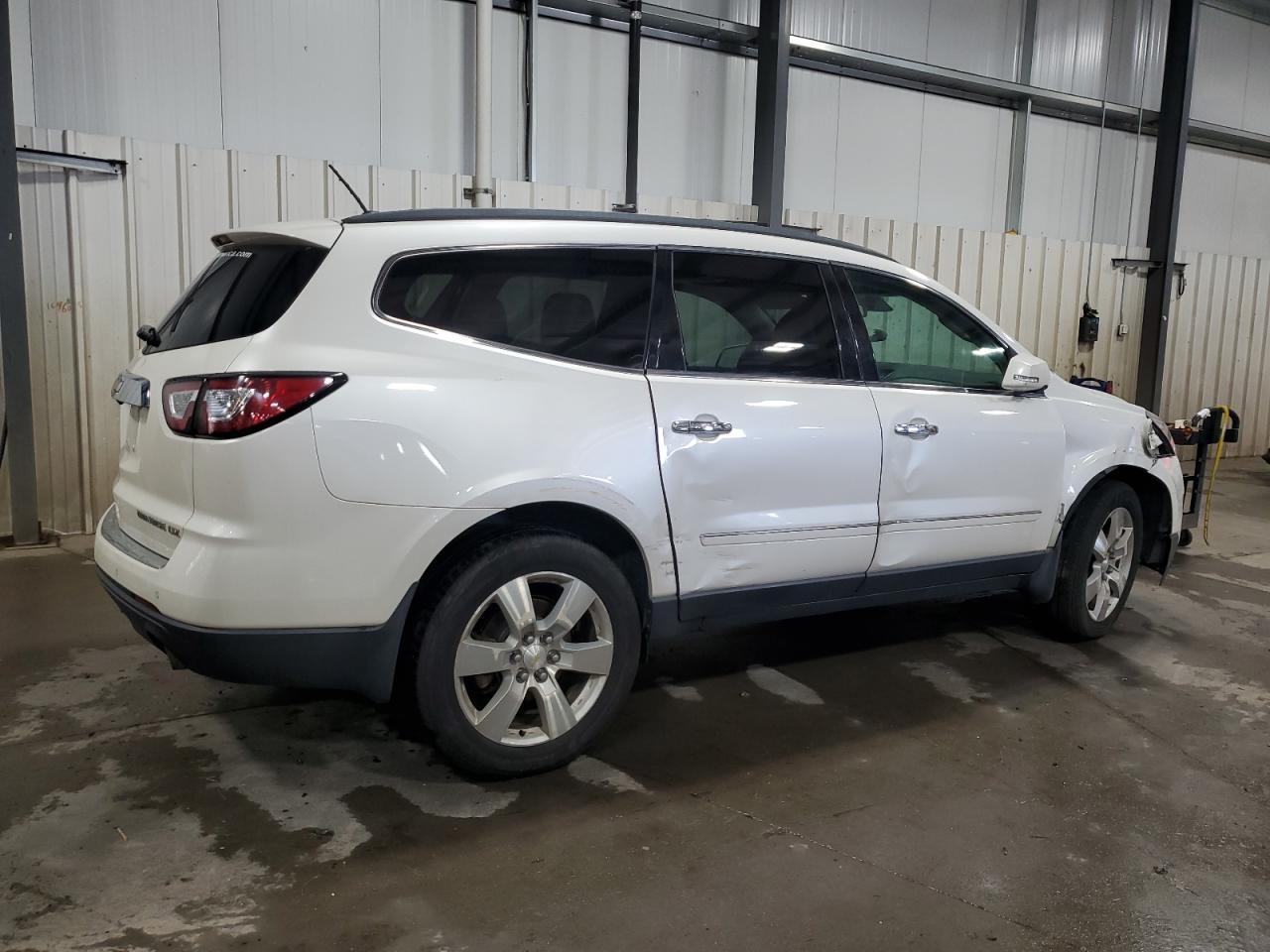 2015 Chevrolet Traverse Ltz - Image 3