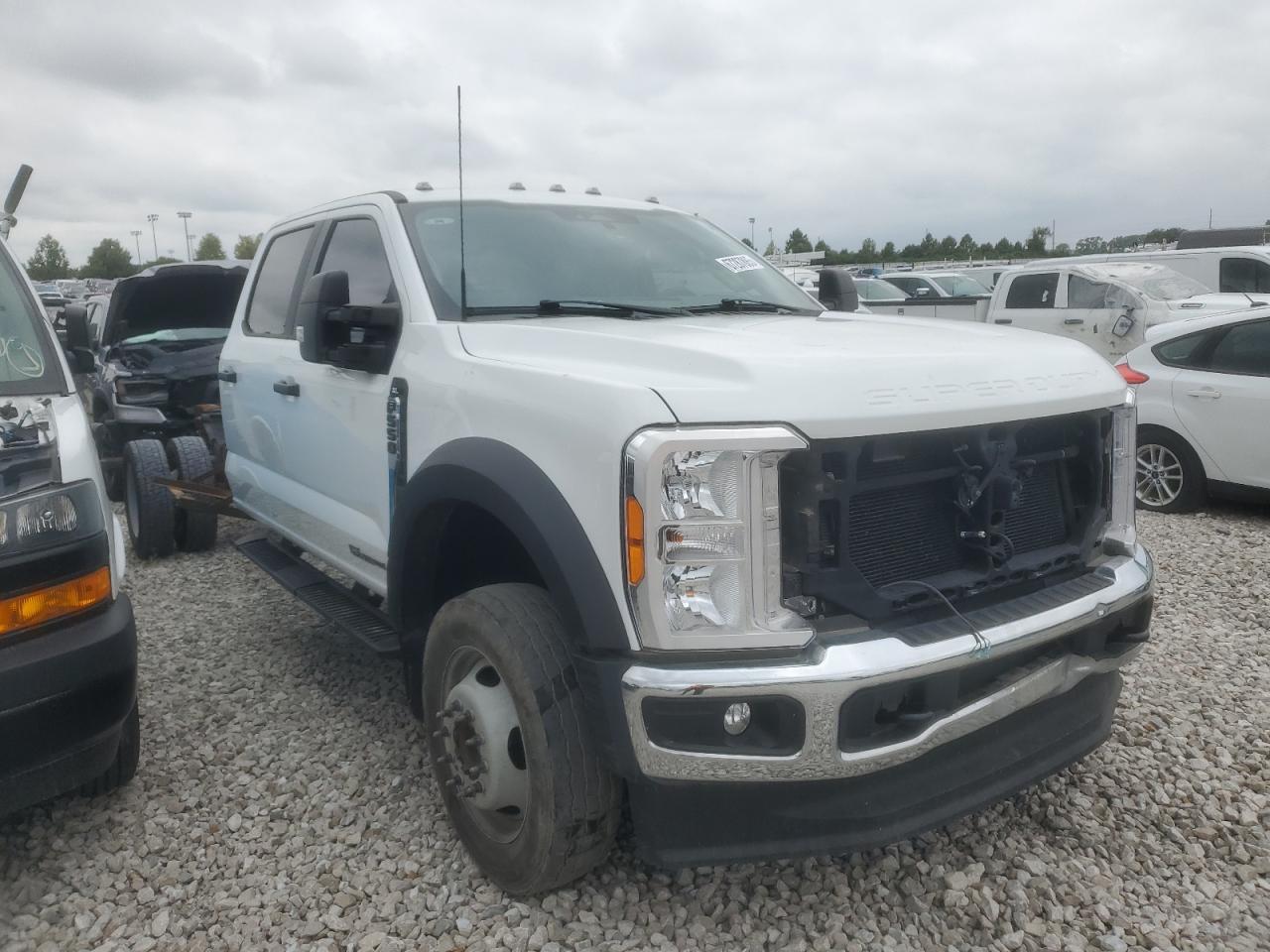 2023 Ford F550 Super Duty - Image 4