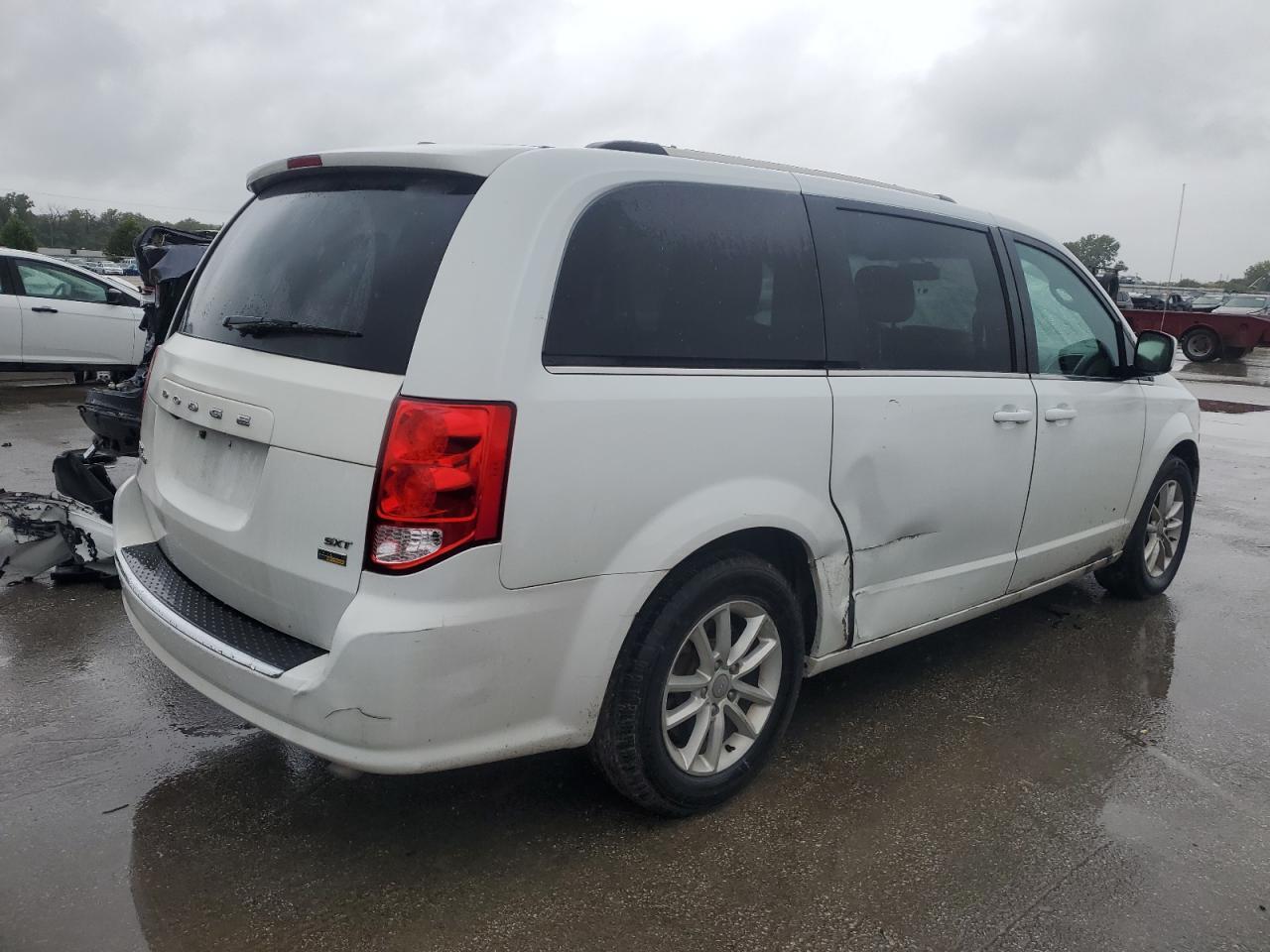 2018 Dodge Grand Caravan Sxt - Фото 3