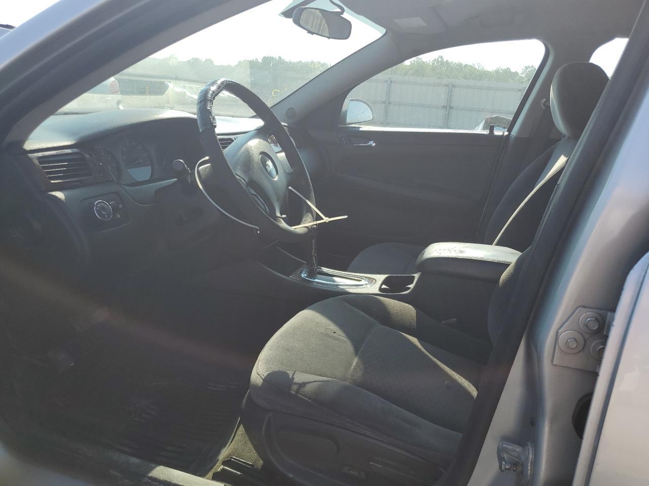 2011 Chevrolet Impala Ls - Фото 7