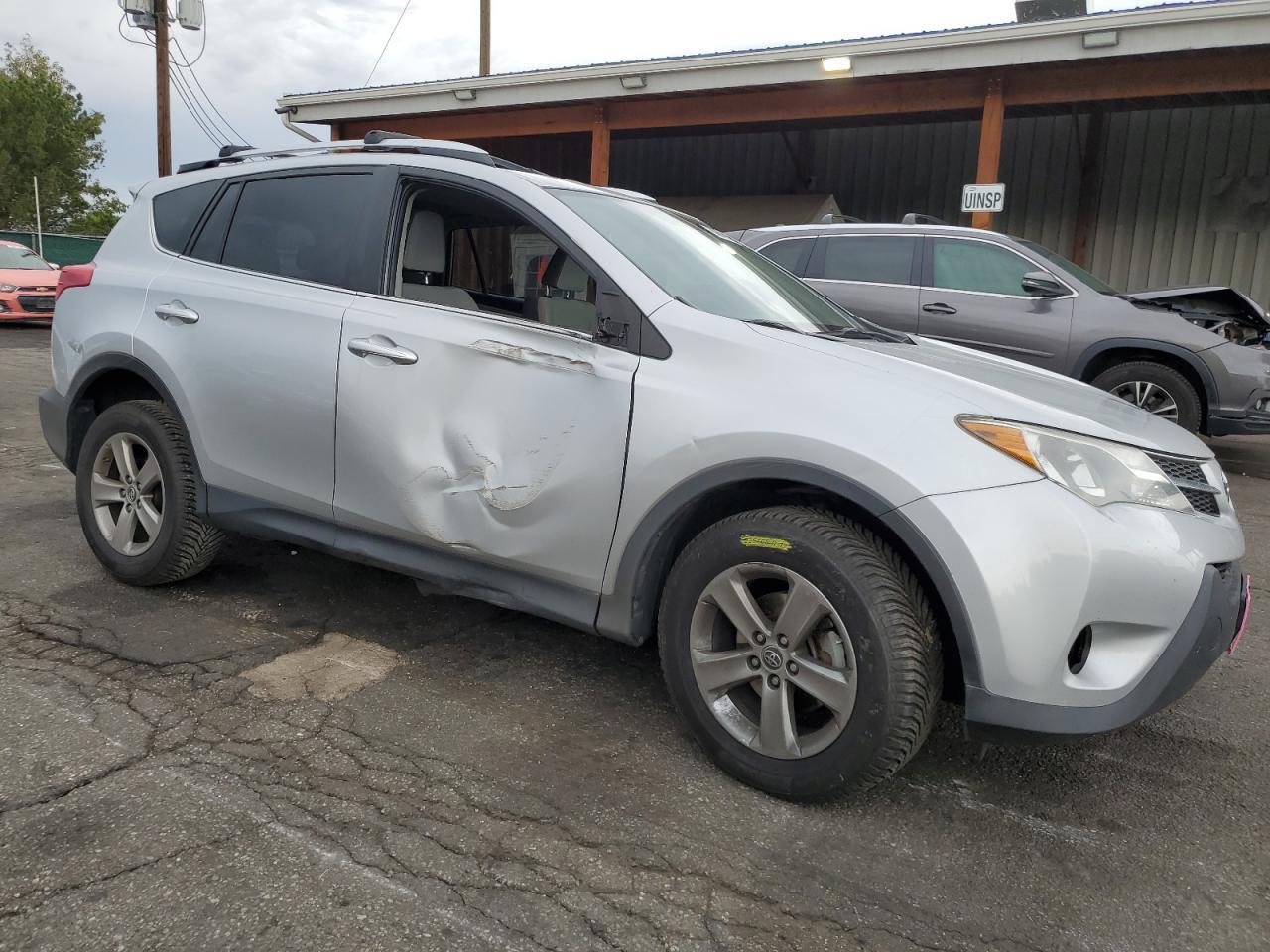 2015 Toyota Rav4 Xle - Image 4