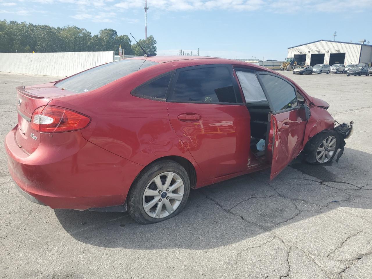 2011 Ford Fiesta Se - Image 3