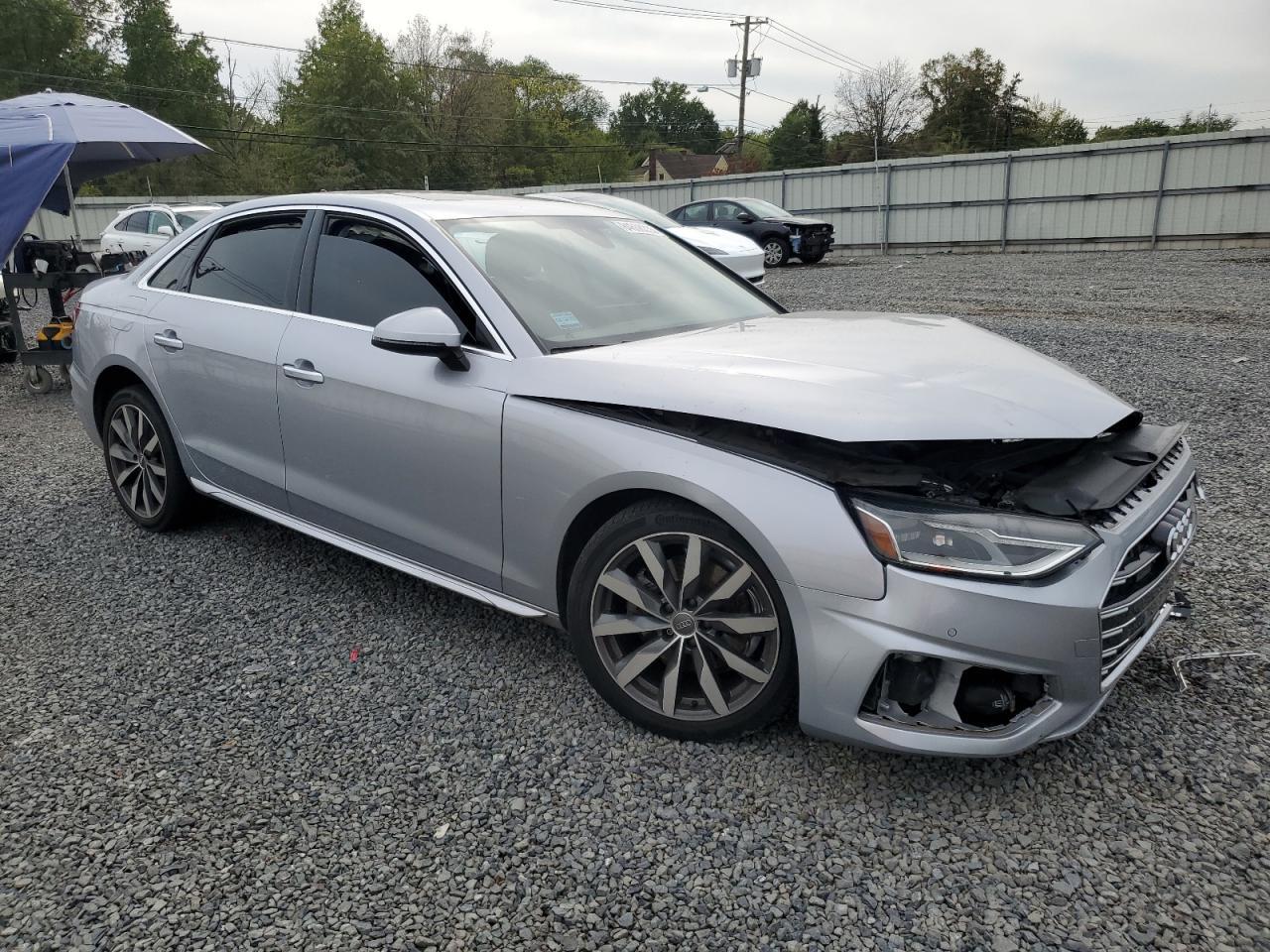 2021 Audi A4 Premium 40 - Фото 4