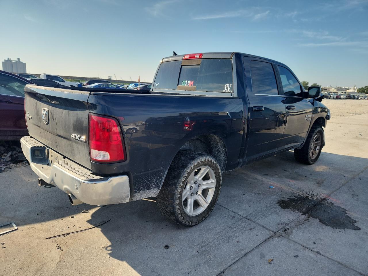 2019 Ram 1500 Classic Slt - Image 3