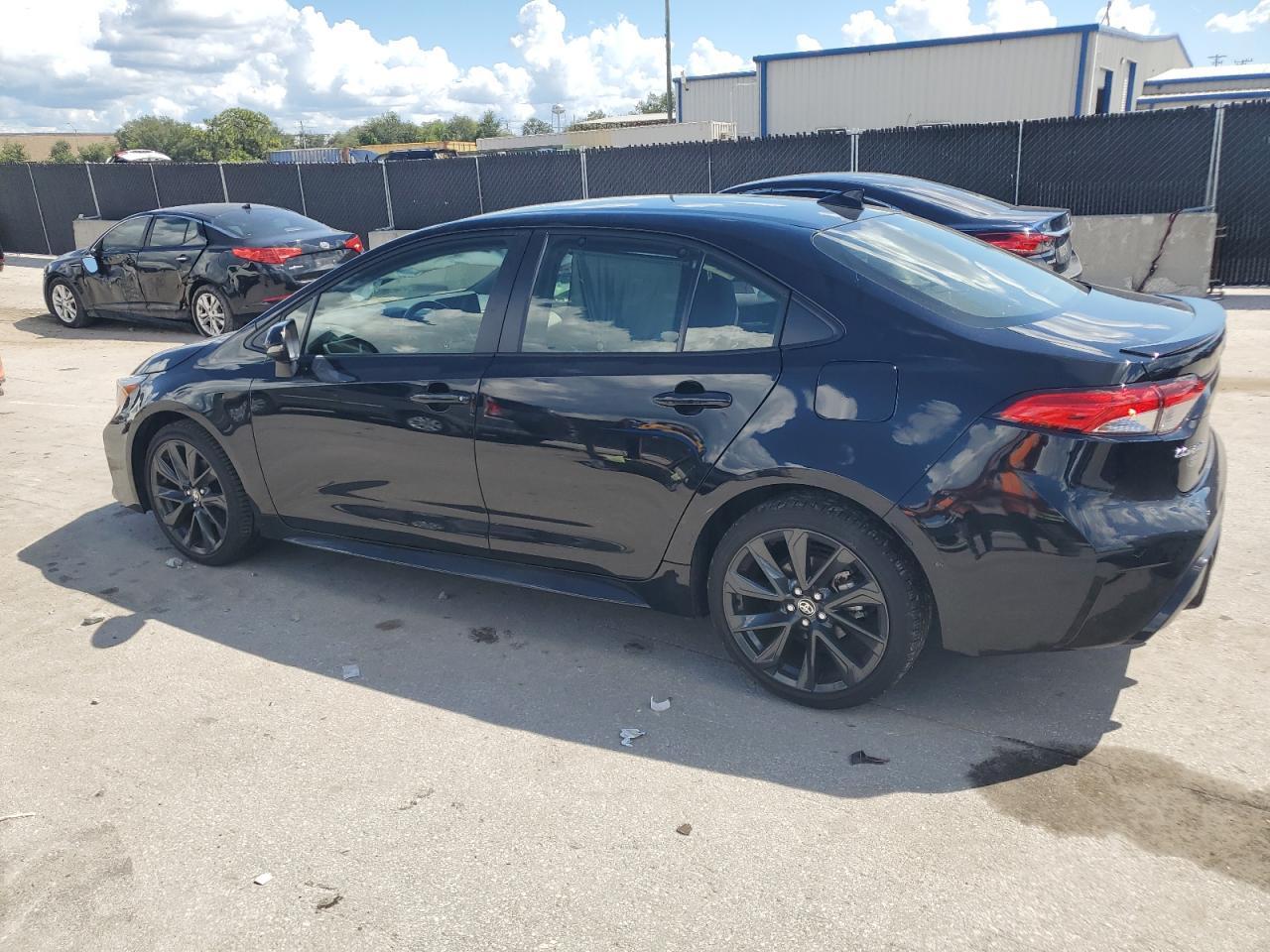 2024 Toyota Corolla Le - Фото 2