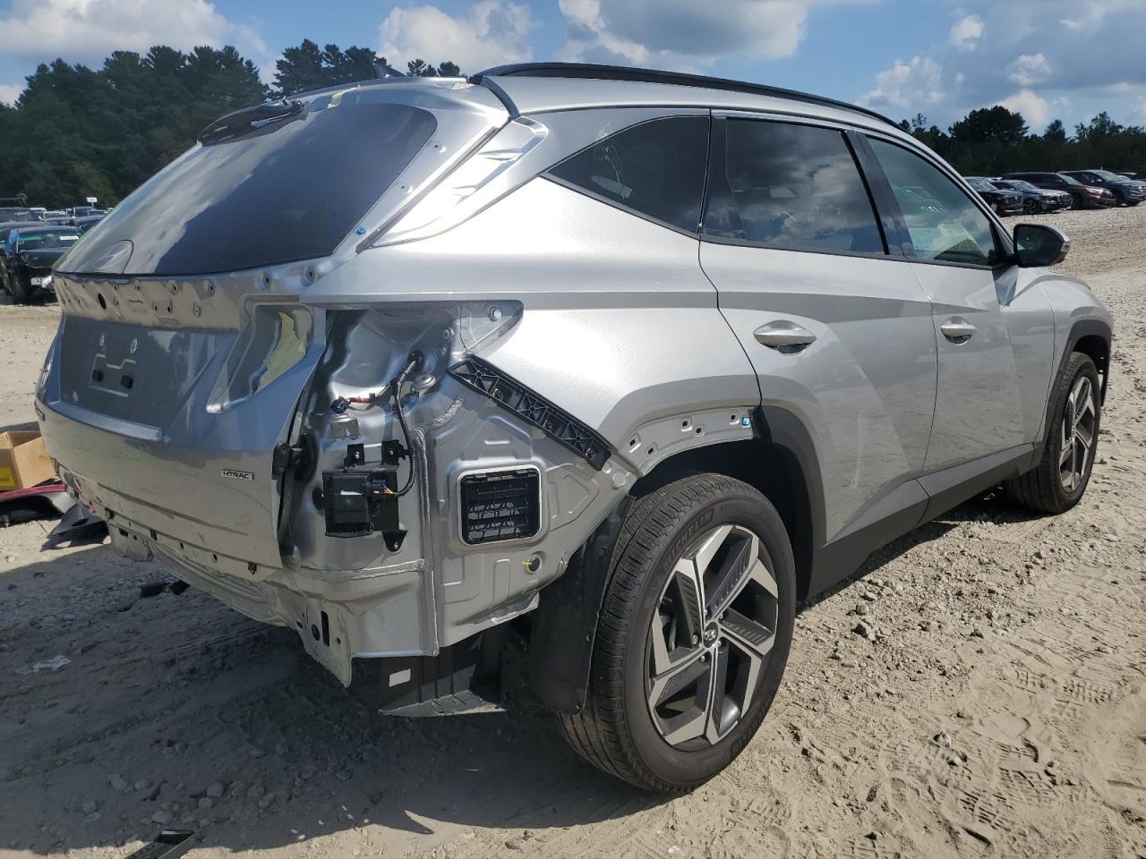 2024 Hyundai Tucson Limited - Image 3