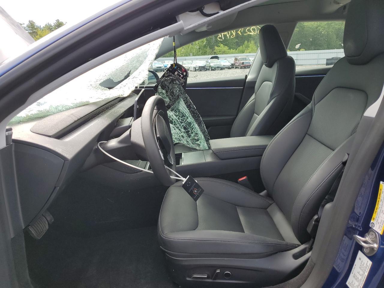 2024 Tesla Model 3 - Image 7
