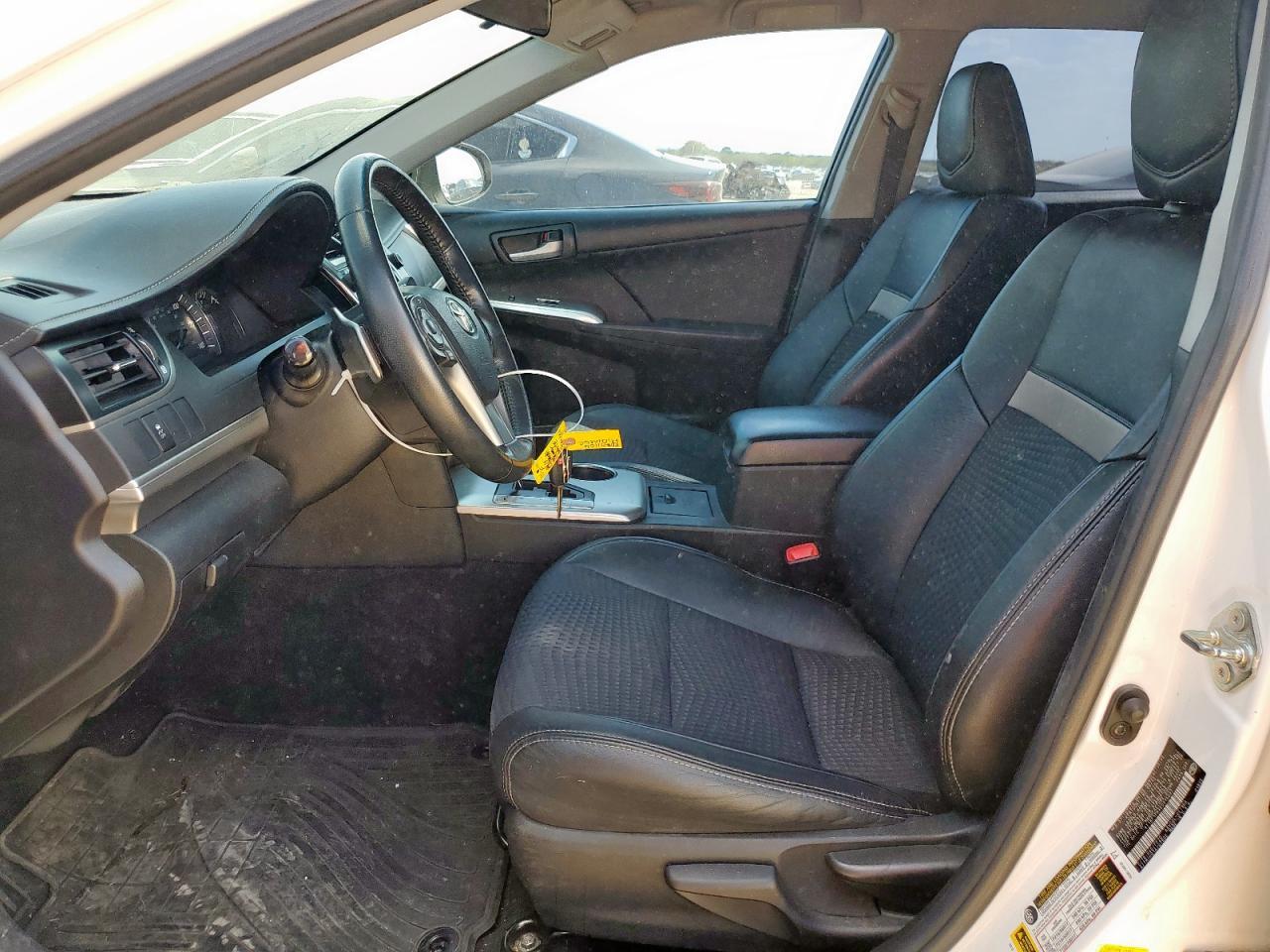 2014 Toyota Camry L - Фото 7