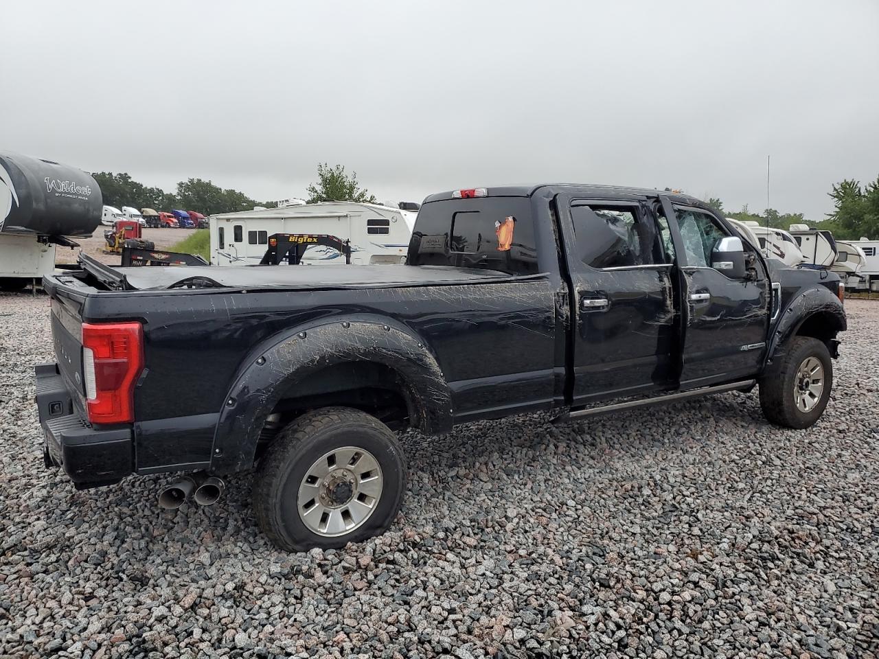2019 Ford F350 Super Duty - Image 3