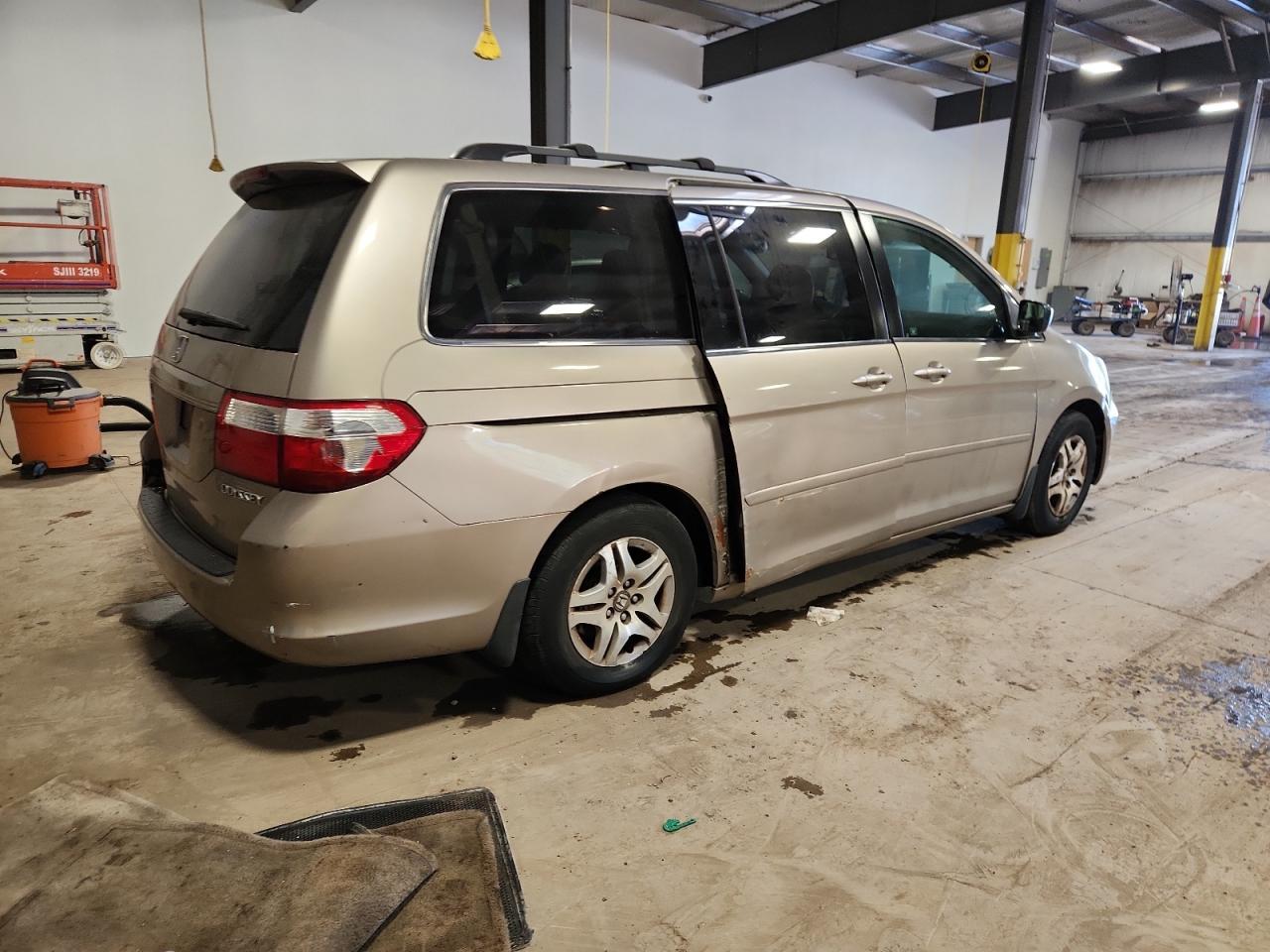 2005 Honda Odyssey Exl - Image 3