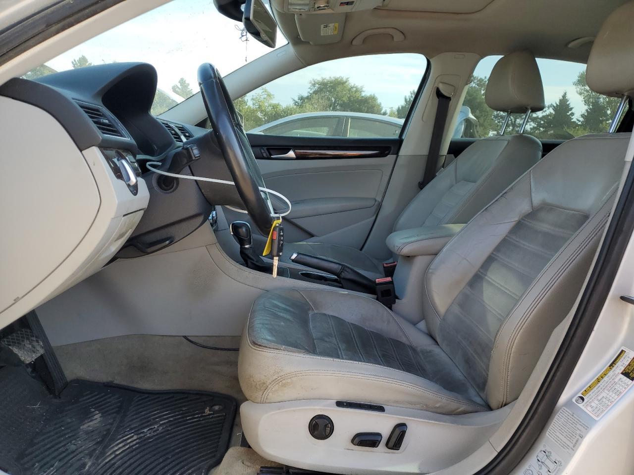 2015 Volkswagen Passat Sel - Фото 7